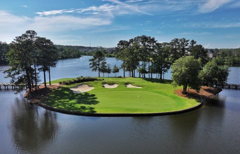 Golf course hero image at The Woodcreek Club